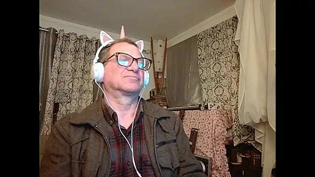 Snapshot of coryassman chatting on 8, 2, 2025 coryassman online show from 8, 2, 2025