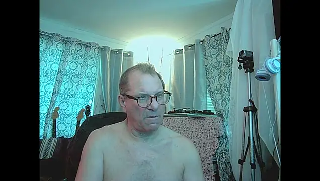 coryassman online show from 22, 4, 2026