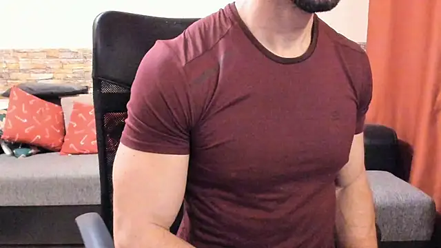 HotHunkTrainer online show from 12, 2, 2026