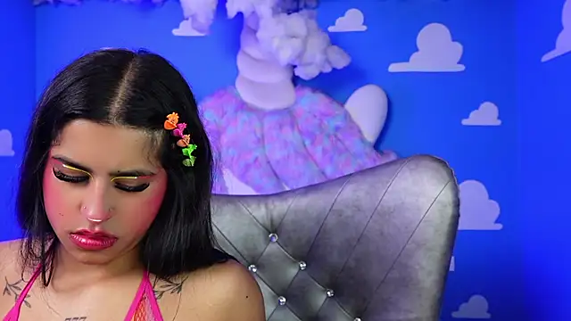 miss romyna online show from 23, 4, 2026