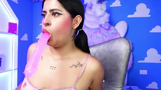 miss romyna online show from 30, 6, 2026
