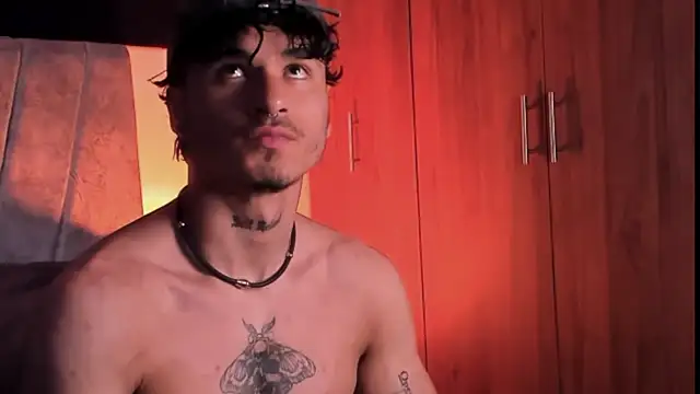 Snapshot of Thomas_Fit1 chatting on 21, 9, 2025 Thomas Fit1 online show from 21, 9, 2025