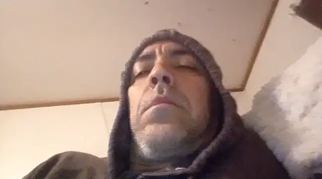 Xoc8  online show from 4, 3, 2025