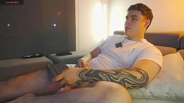 Snapshot of odin_blake chatting on 6, 3, 2025 odin blake online show from 6, 3, 2025