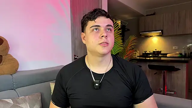 Snapshot of odin_blake chatting on 8, 11, 2025 odin blake online show from 8, 11, 2025