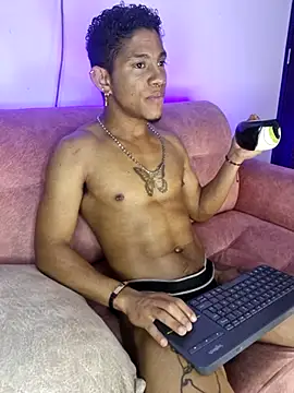 Snapshot of Palo_santo chatting on 20, 5, 2026 Palo santo online show from 20, 5, 2026