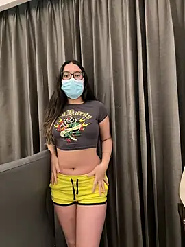 jAsMinE678 online show from 7, 6, 2026