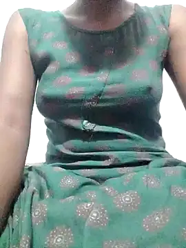 rituporna2004 online show from 9, 1, 2025