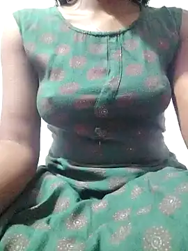 rituporna2004 online show from 11, 1, 2025