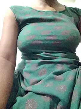 rituporna2004 online show from 19, 4, 2026