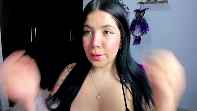 AilynRed online show from 13, 2, 2025