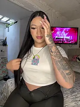 GemaGranadoss online show from 14, 10, 2025