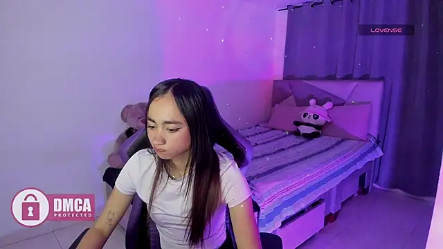 Alana Pherson online show from 4, 8, 2026