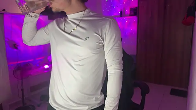 Kisan Smith online show from 28, 4, 2026