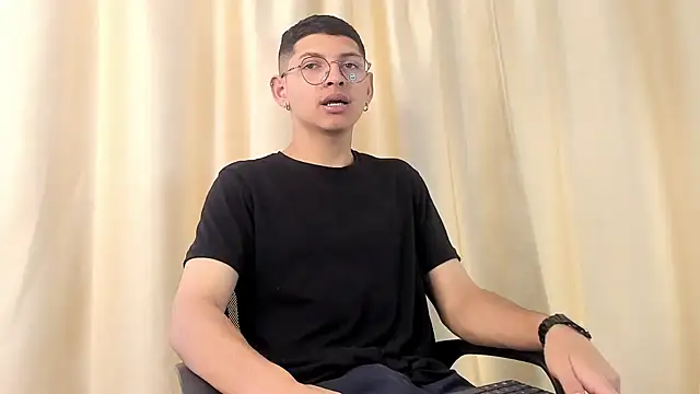 a lejandro 0 8 online show from 18, 1, 2025