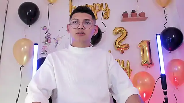 a lejandro 0 8 online show from 18, 2, 2025