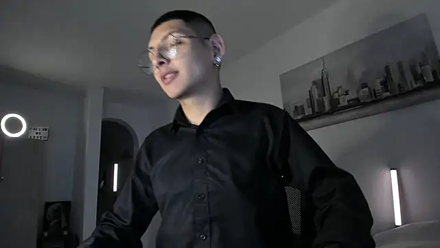 a lejandro 0 8 online show from 15, 3, 2025