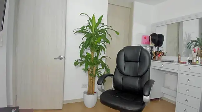 charlotte tiller online show from 18, 1, 2025