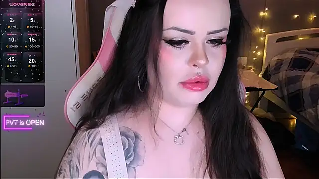 Snapshot of og_maddison chatting on 15, 4, 2026 og maddison online show from 15, 4, 2026