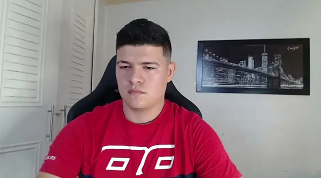 Snapshot of Plug_Control chatting on 22, 12, 2024 Plug Control online show from 22, 12, 2024