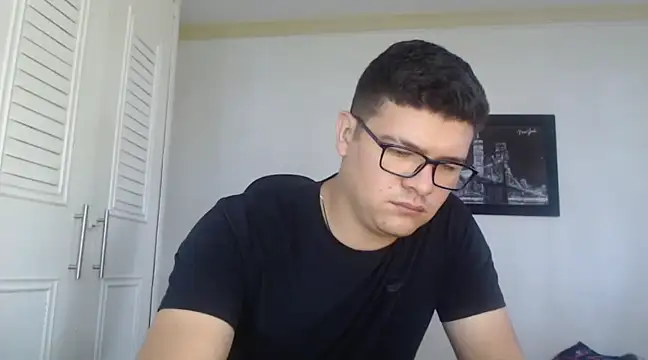 Snapshot of Plug_Control chatting on 31, 1, 2025 Plug Control online show from 31, 1, 2025