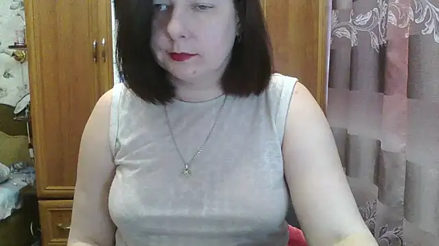 Snapshot of SophieNightAh chatting on 27, 2, 2025 SophieNightAh online show from 27, 2, 2025