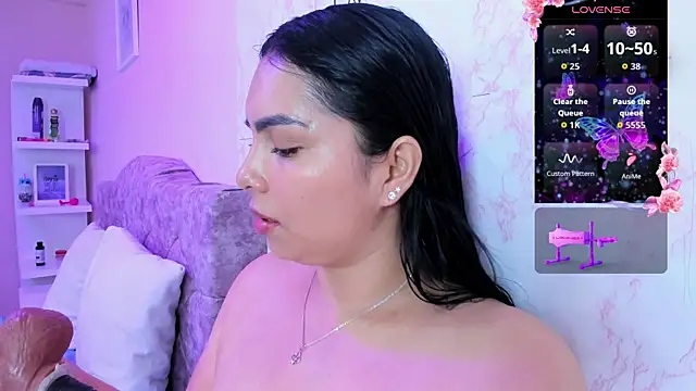 Snapshot of evelinn_belen chatting on 9, 5, 2026 evelinn belen online show from 9, 5, 2026