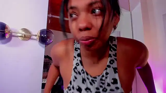 lia mariana online show from 8, 1, 2025