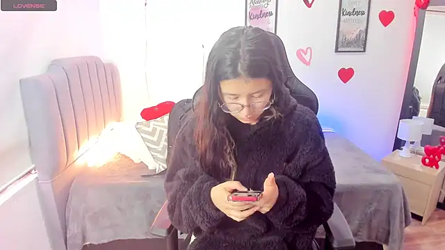 Amy joones online show from 20, 2, 2025