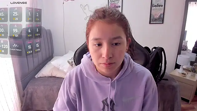 Amy joones online show from 4, 3, 2025