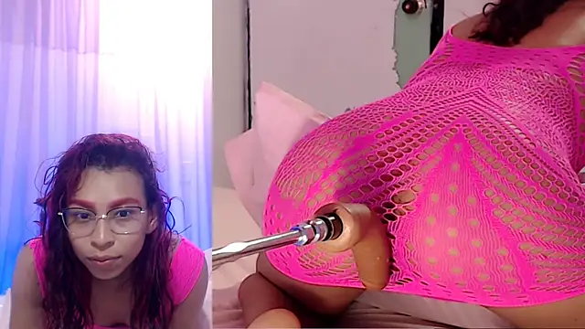 Snapshot of Rubidaniells chatting on 5, 2, 2025 Rubidaniells online show from 5, 2, 2025