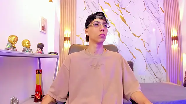 Nikolay Gregori online show from 21, 4, 2026