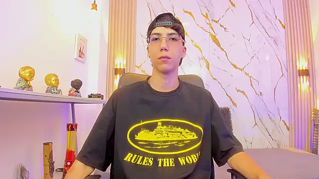 Nikolay Gregori online show from 24, 4, 2026