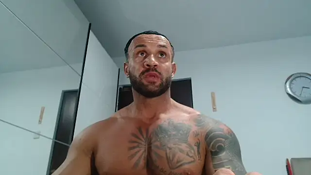 Magnificmuscles89 online show from 26, 4, 2026