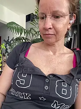 AnnikaRose online show from 12, 3, 2026