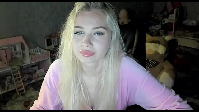  NigoNika online show from 25, 4, 2026