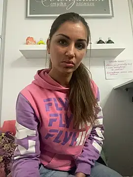 Snapshot of Lanaa19 chatting on 21, 12, 2024 Lanaa19 online show from 21, 12, 2024