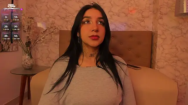 Leiaa  online show from 30, 12, 2024