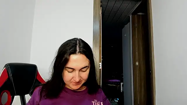 Sweet-Suck69 online show from 4, 2, 2025