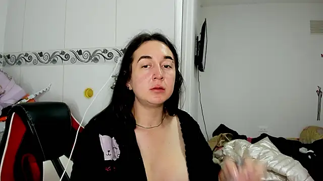 Sweet-Suck69 online show from 8, 6, 2026