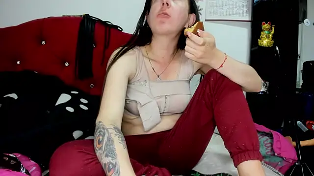 Sweet-Suck69 online show from 16, 6, 2026