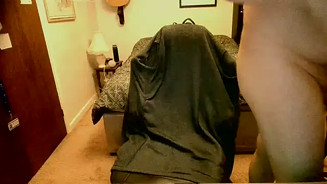 Hairy Guy30 online show from 30, 1, 2025