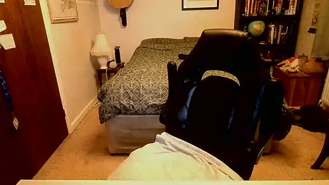 Hairy Guy30 online show from 10, 2, 2025