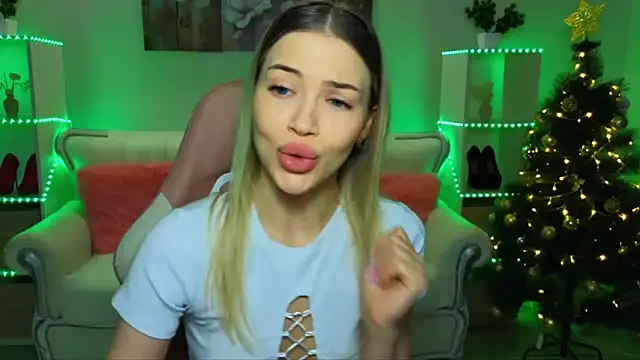 EmmyMills online show from 21, 12, 2025