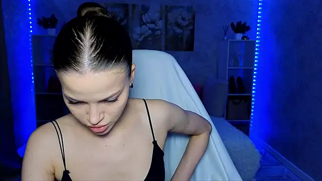 Snapshot of EmmyMills chatting on 31, 5, 2026 EmmyMills online show from 31, 5, 2026