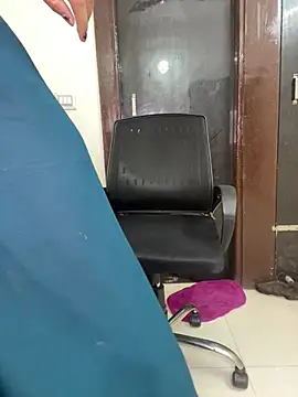 Cute-Russian online show from 9, 2, 2025