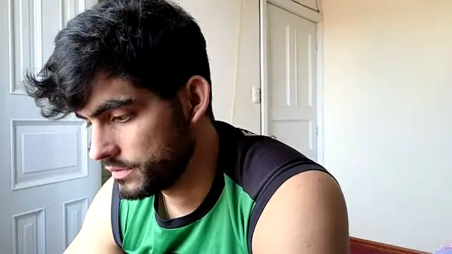 Jackyrose online show from 12, 4, 2026