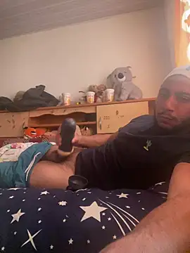 Snapshot of emea4 chatting on 16, 3, 2026 emea4 online show from 16, 3, 2026