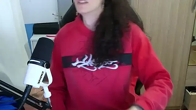 MemiKouki online show from 5, 11, 2025