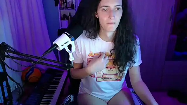 MemiKouki online show from 28, 11, 2025